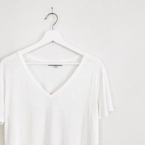Carly Jean Los Angeles Favorite V-Neck